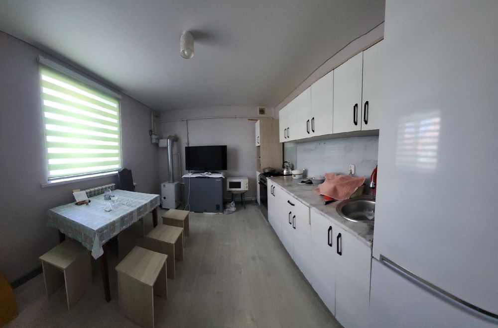 Продам частный дом,3 комн, район БСМП.