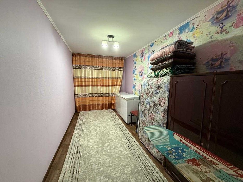 3 ком. на 28 квартале, 2 этаж