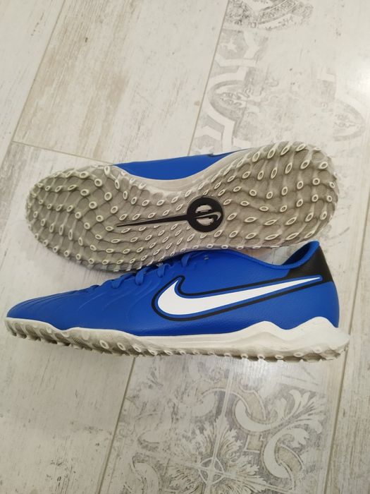 Бутонки и стоножки