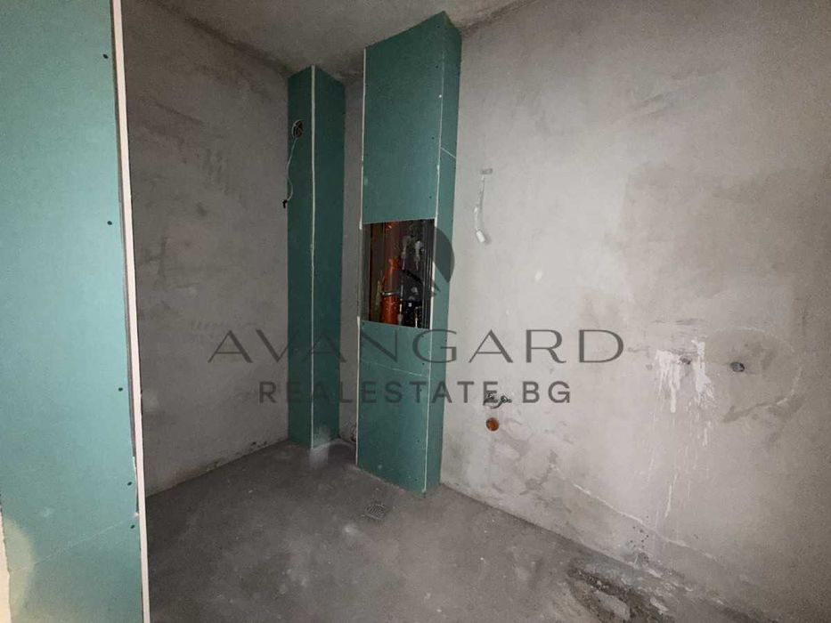 Продава се Тристаен апартамент в Пловдив, Кършияка - 101 кв.м за 1981 €/кв.м - Снимка #8