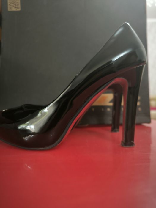 Продаётся модельная обувь