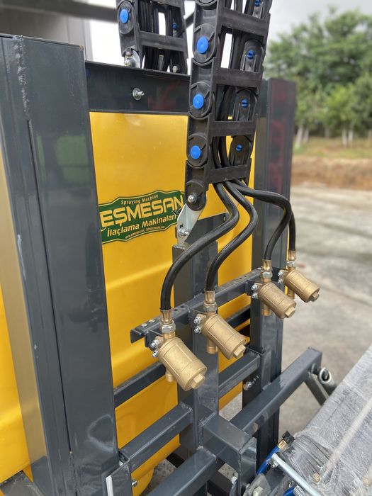 Пръскачка 1000л 16м с лифт от вносител