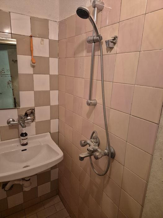 Дава се под наем Ателие в Варна, Възраждане 2 - 15 кв.м за 149.43 € - Снимка #6