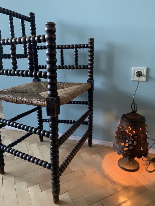 Холандски / английски Bobbin стол със сламена седалка 1920-та