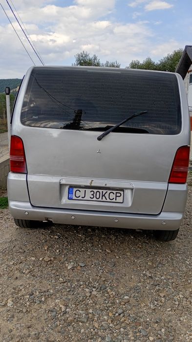 Vând urgent mașină Mercedes vito vecloss