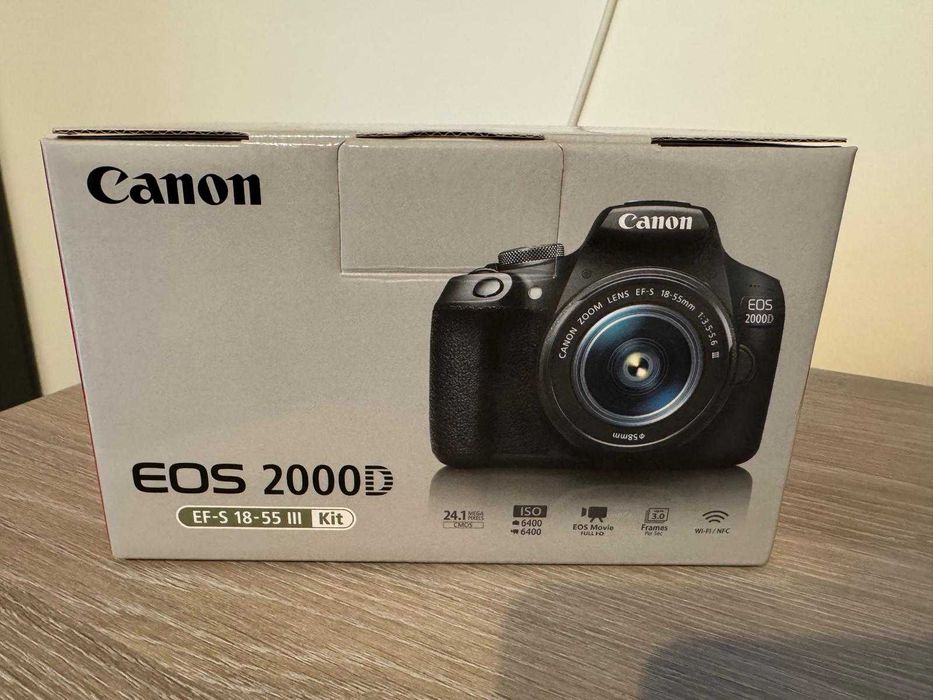 Camera foto DSLR EOS 2000D