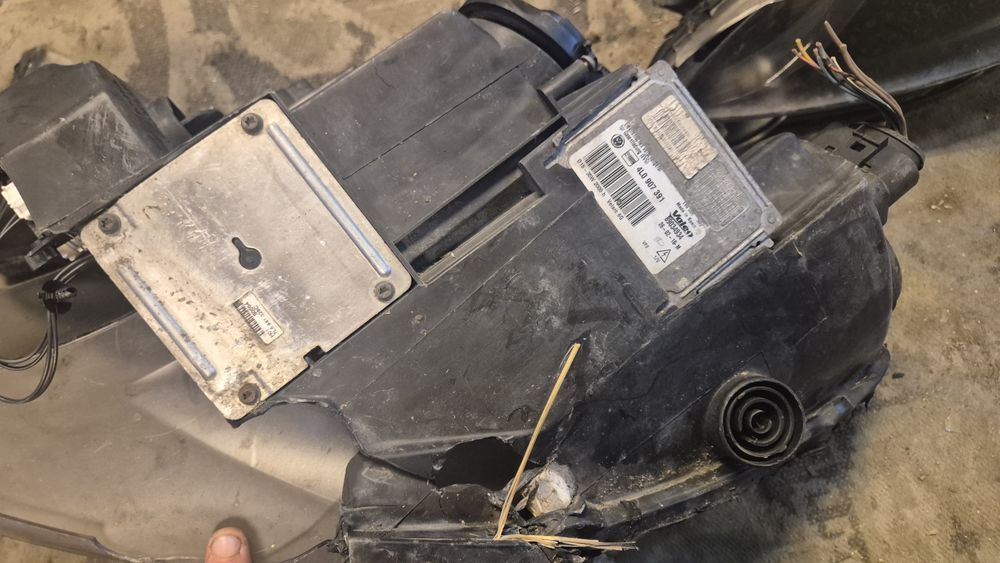 Оригинални Ксенонови Фарове за Сеат Леон 1P,Алтеа,Алтеа ХЛ 2005 .2012г