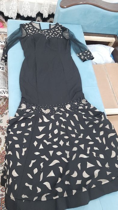 Продам вечерний платье