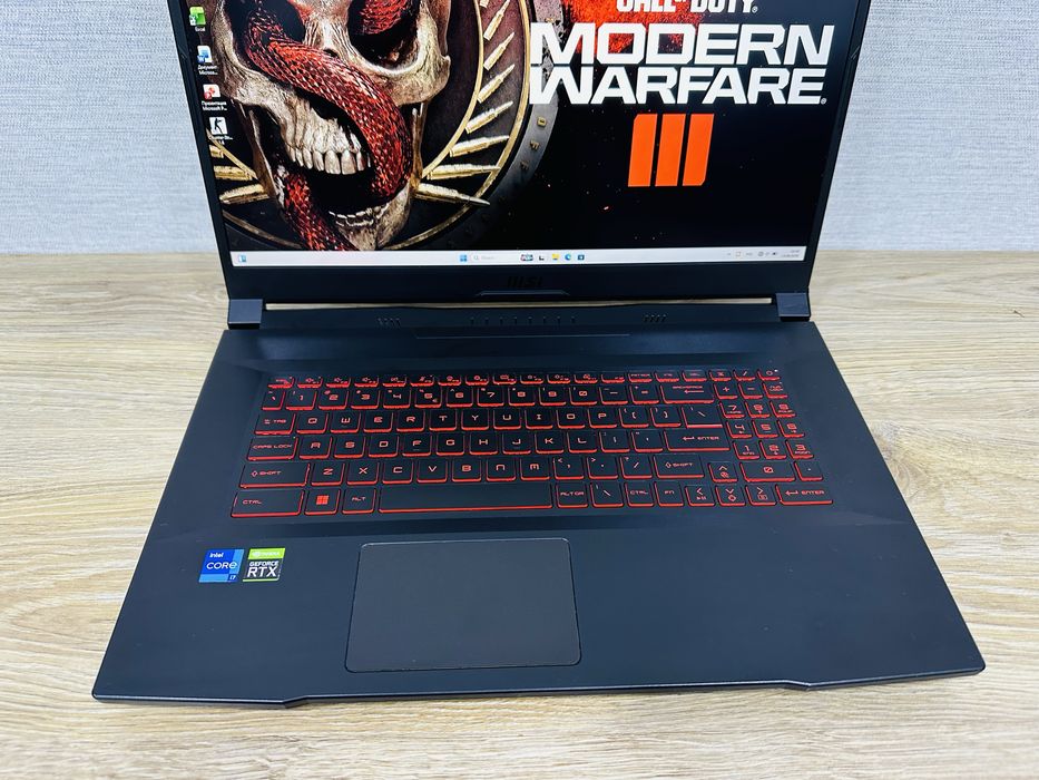 MSI Sword Core i7-16 Ядерный+RTX3050 Большой 17,3 экран