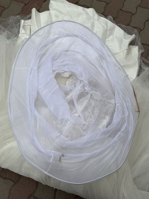 Продам красивое свадебное платье