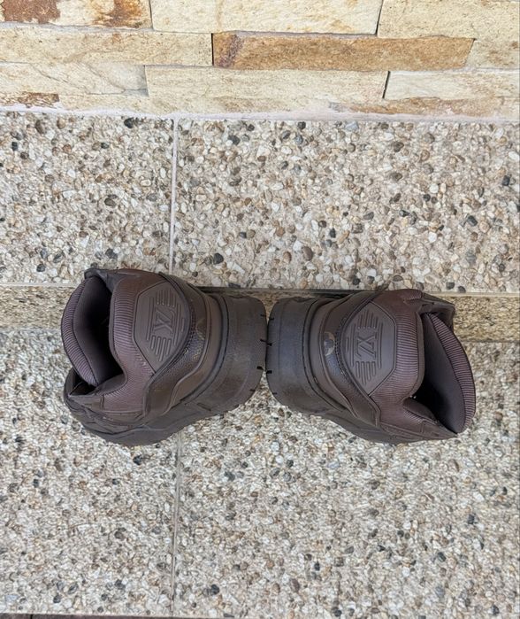 Louis Vuitton skates maxi