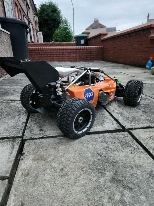 1/5 мащаб радиоуплавляемо бензиново бъги, 30 куб.см. двигател