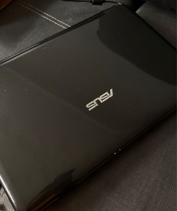 Ноутбук Asus
