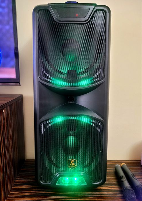 Караоке колона голяма с 2 бр. микрофона