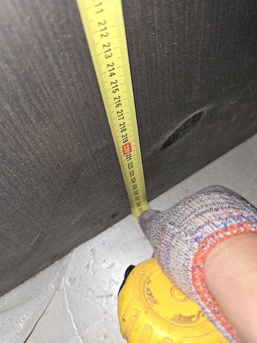 Вешалка в прихожу или коридор