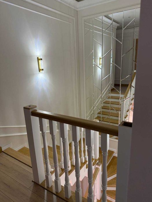 Учтепа тумани Катта Кани мавзесида ховли сотилади. NR494/140