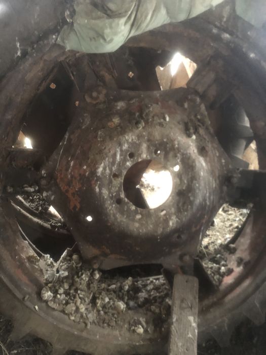 Vand roti de tractor 445