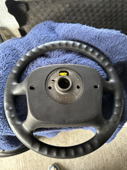 Volan Golf 4 cu airbag