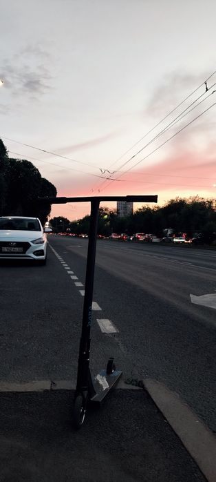 Продам трюковой самокат(Возможен торг!)