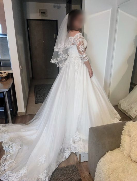 Rochiță de mireasă doar probată