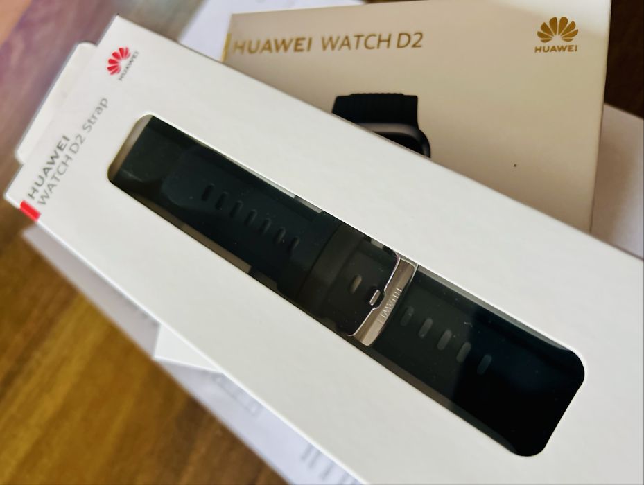 Huawei D2 full box ( + curea noua rezerva ) garantie 2028