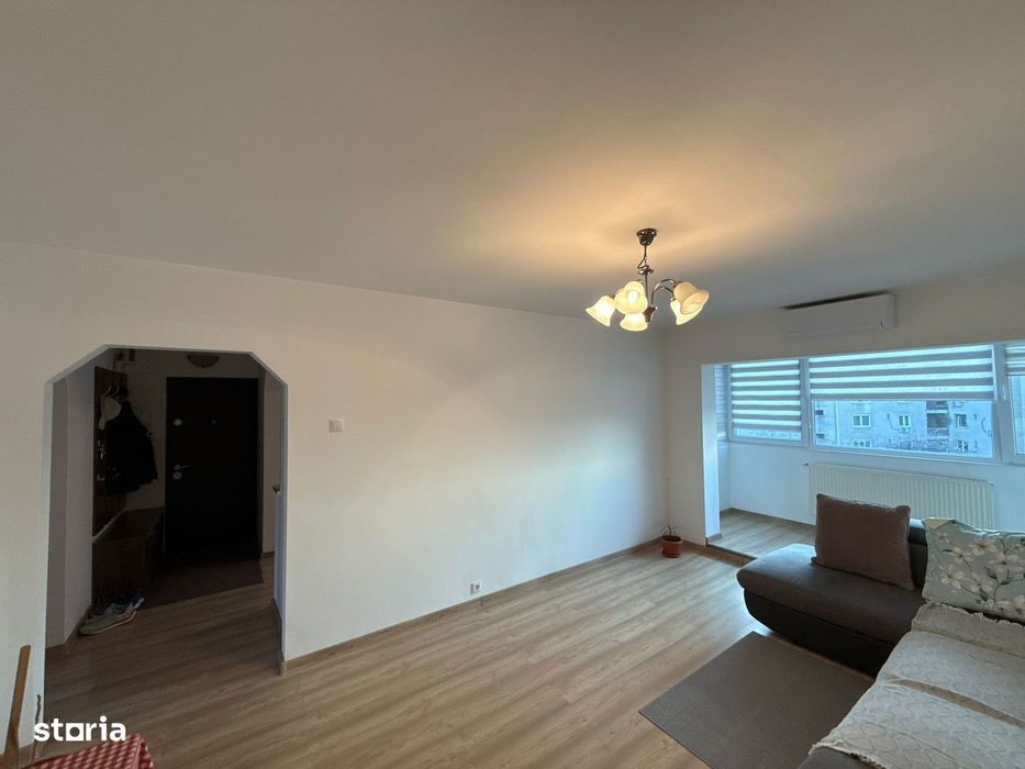 3 camere, zona Decebal  PC,Et. 4,termoizolație și hidroizolație