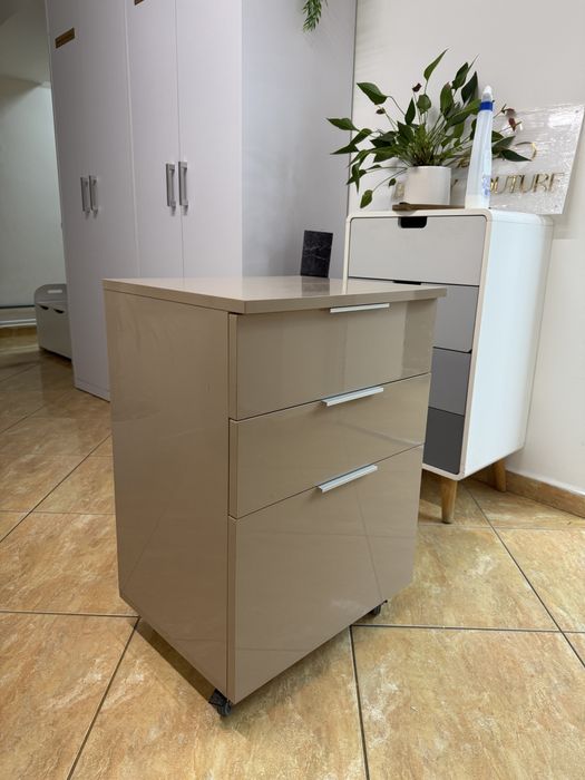 Dulap cu roți/ucenic 40x50x72