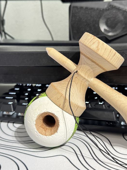 Kendama Krom Yasu Pro Model