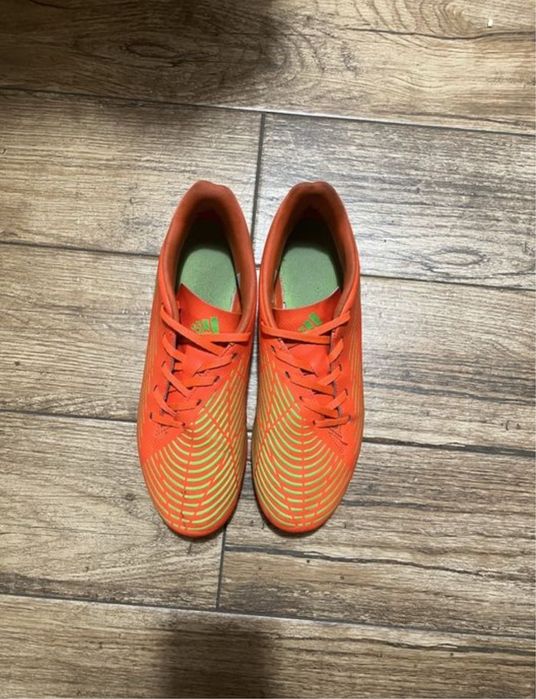 Vand ghete de fotbal Adidas Predator Academy