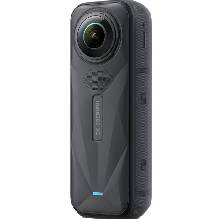 Insta360 X5 impecabil + accesorii originale