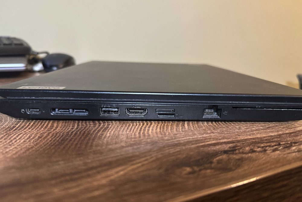 Лаптоп Lenovo Thinkpad L14 G1 Ryzen 5 4500u/8GB /256 NVMe/14" FULLHD