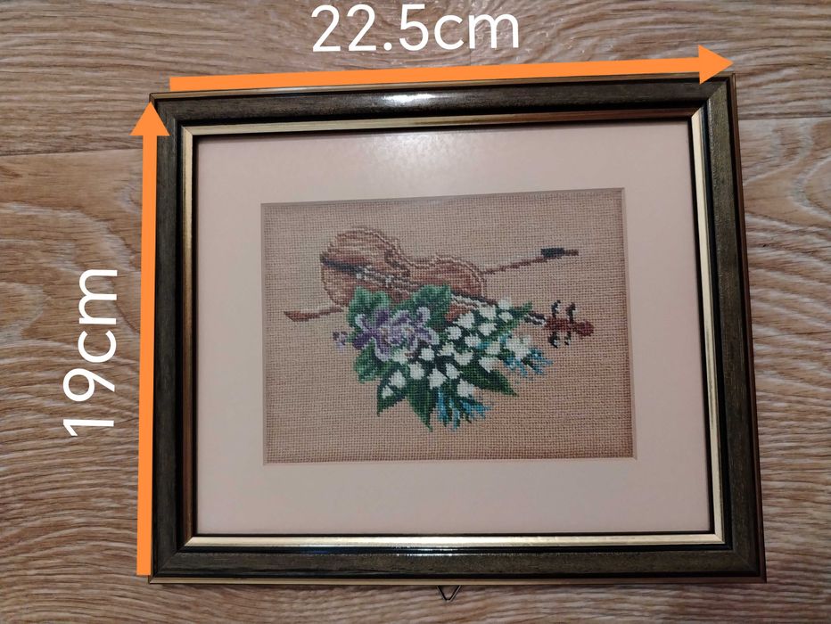 Tablou cusut cu rama 22.5x19cm