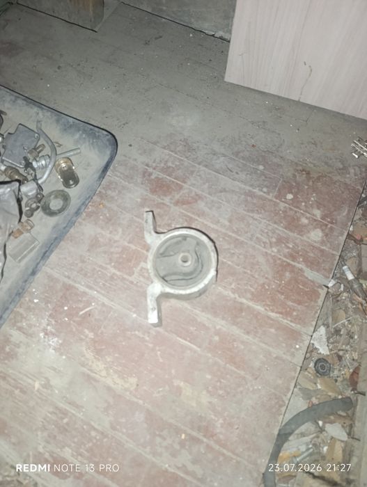Продам запчасти на Ниссан