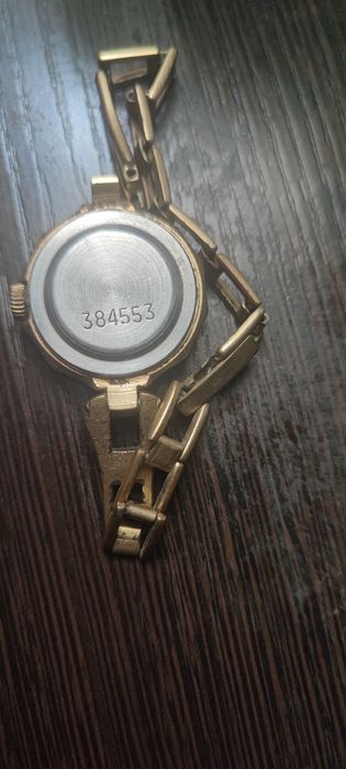 Продается жен.часы