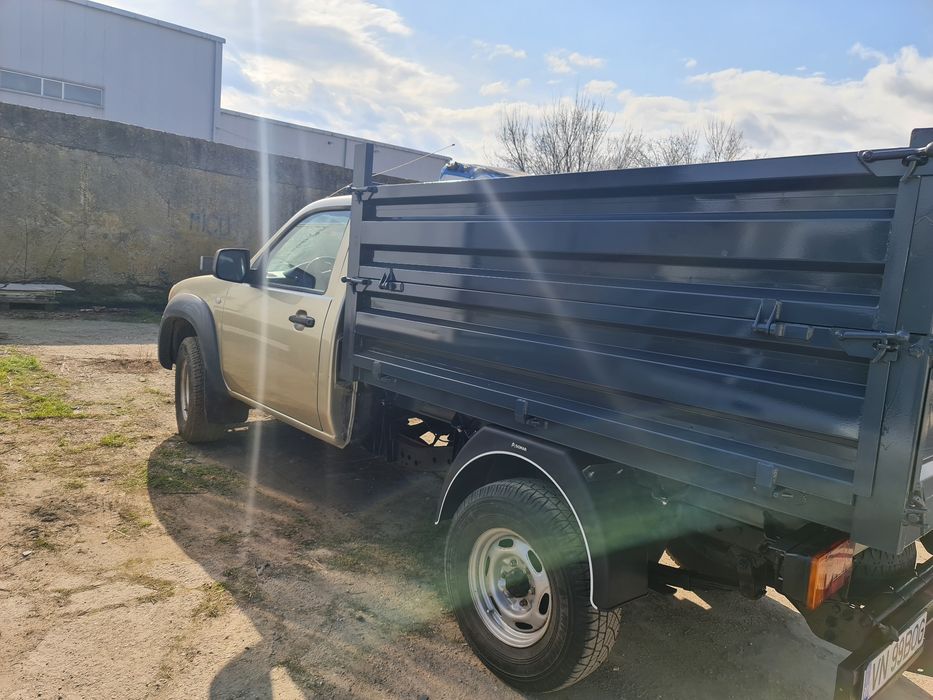 Bena basculabila trilateral orice tip lungime sau tonaj  iveco Mercede