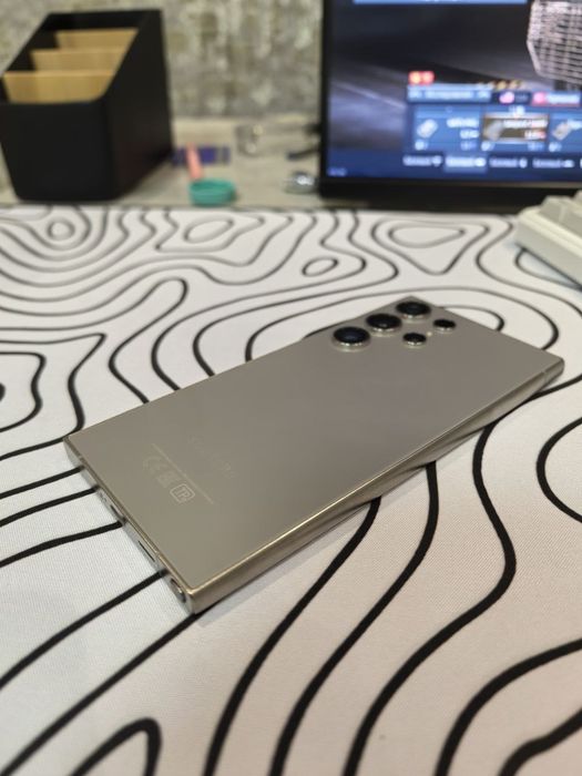 S24 Ultra 12/256 GB