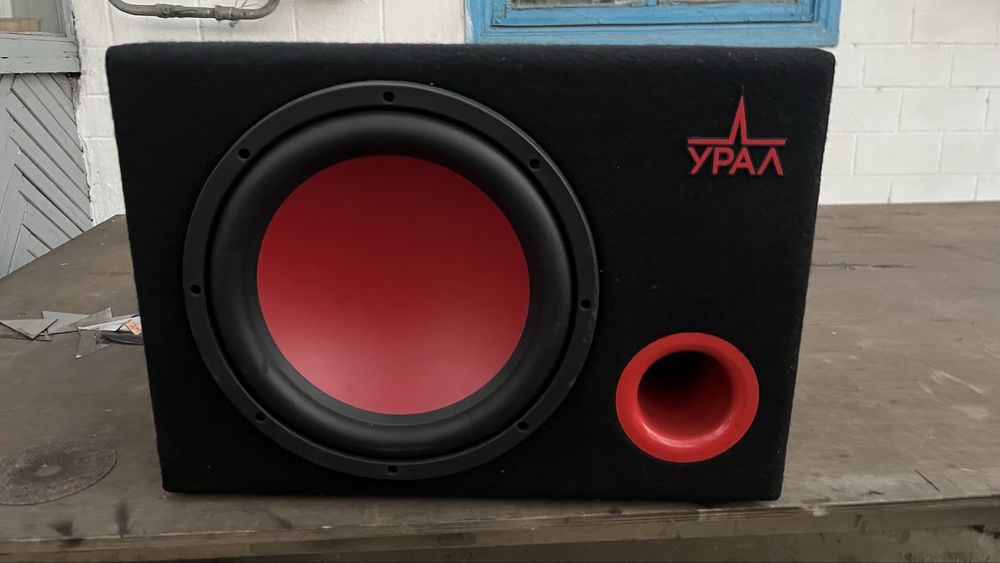 Продам саб урал мощный