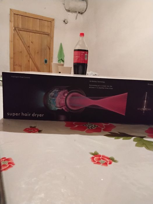 Продам фен новый