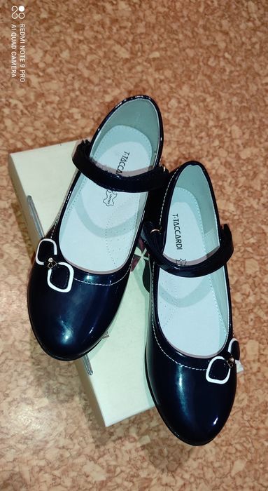 Школьные туфельки