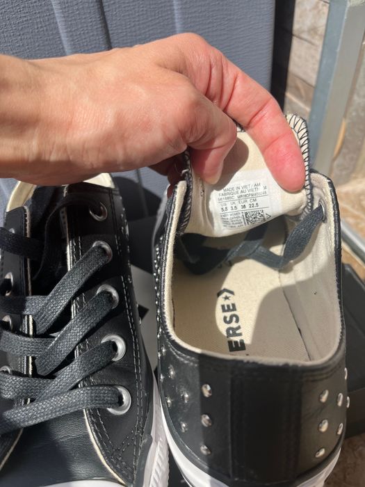 Много яки кожени кецове Converse 36