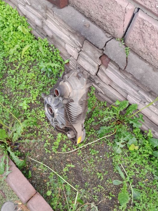 Запчас на БМВ Х5