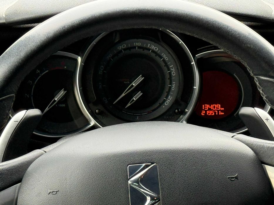 Vând Citroen DS3 1.6 Diesel Automata – 2012