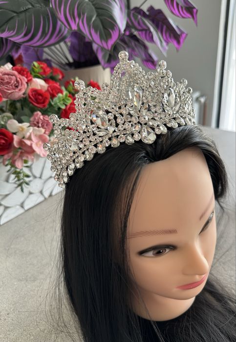 Diadema speciala pentru mireasa