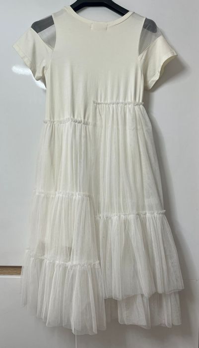 Нарядное платье для девочки