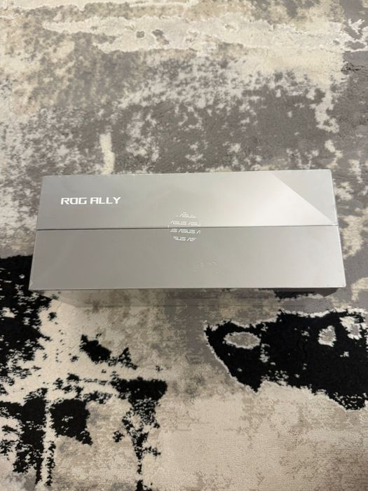 Consola portabila Asus  Rog Ally