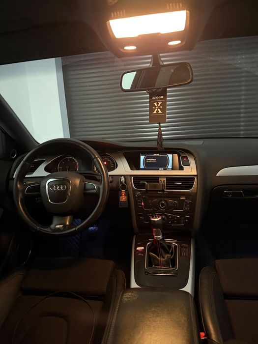 Audi a4 b8 s line