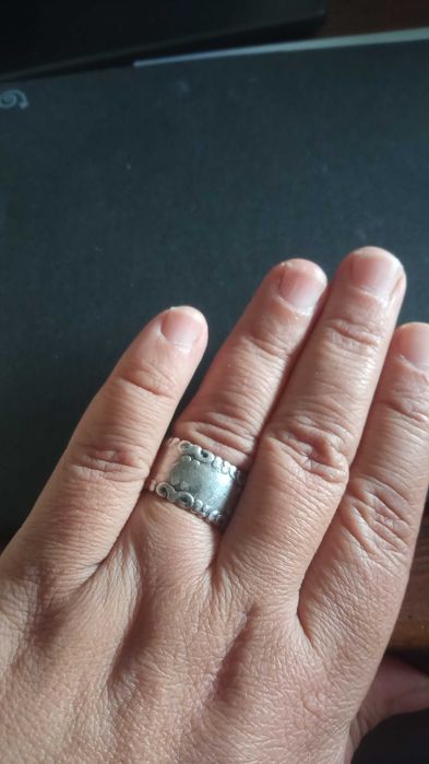 Сребърни бижута - обеци и пръстени