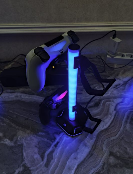RGB подсветка для Контроллеров и Наушников!
