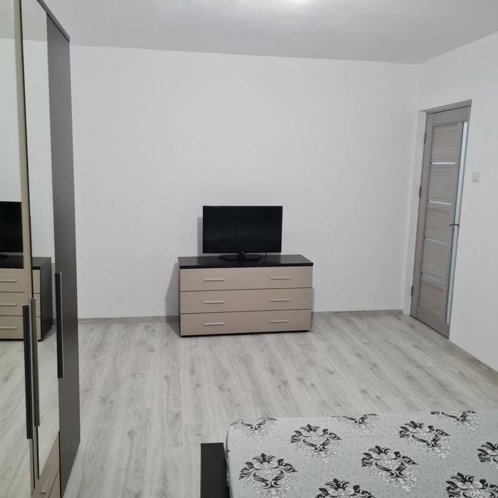 Închiriez apartament lângă liceul Pedagogic!