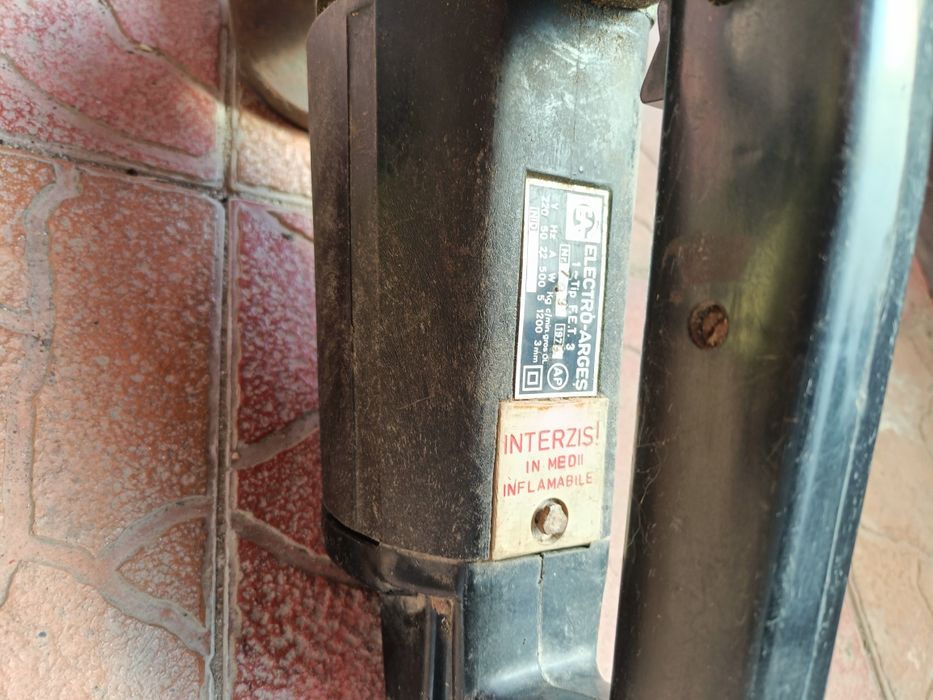 Foarfeca electrica tablă